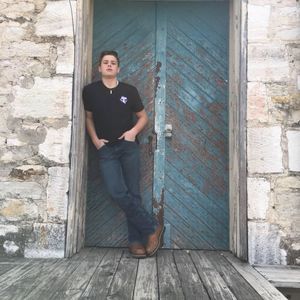 Meet your Posher, Adam